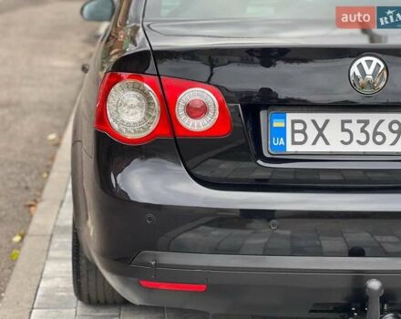 Фольксваген Джетта 2006 в Хмельницком на Automoto.ua Черный Фольксваген Джетта, объемом двигателя 1.6 л и пробегом 188 тыс. км за 6599 $, фото 24 на Automoto.ua