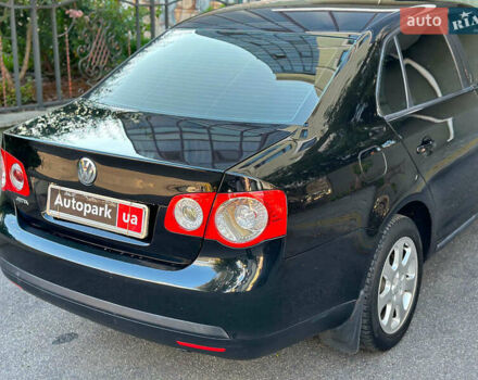 Черный Фольксваген Джетта, объемом двигателя 1.6 л и пробегом 200 тыс. км за 5950 $, фото 12 на Automoto.ua