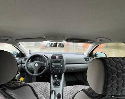 Черный Фольксваген Джетта, объемом двигателя 1.6 л и пробегом 282 тыс. км за 4500 $, фото 8 на Automoto.ua