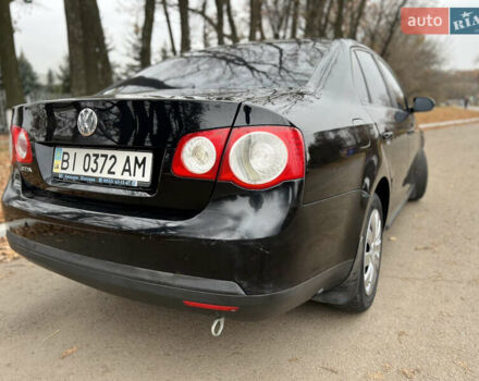 Черный Фольксваген Джетта, объемом двигателя 1.6 л и пробегом 195 тыс. км за 5400 $, фото 6 на Automoto.ua