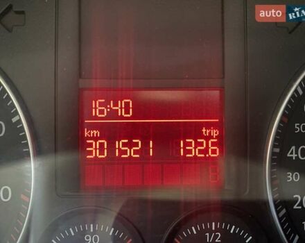 Черный Фольксваген Джетта, объемом двигателя 1.6 л и пробегом 302 тыс. км за 4976 $, фото 14 на Automoto.ua