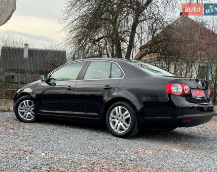 Чорний Фольксваген Джетта, об'ємом двигуна 1.6 л та пробігом 187 тис. км за 5350 $, фото 27 на Automoto.ua