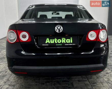 Черный Фольксваген Джетта, объемом двигателя 1.6 л и пробегом 143 тыс. км за 6500 $, фото 4 на Automoto.ua