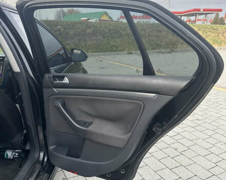 Чорний Фольксваген Джетта, об'ємом двигуна 1.6 л та пробігом 327 тис. км за 4400 $, фото 23 на Automoto.ua