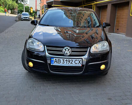 Черный Фольксваген Джетта, объемом двигателя 1.6 л и пробегом 278 тыс. км за 6000 $, фото 1 на Automoto.ua