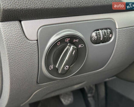 Чорний Фольксваген Джетта, об'ємом двигуна 1.6 л та пробігом 187 тис. км за 5350 $, фото 47 на Automoto.ua