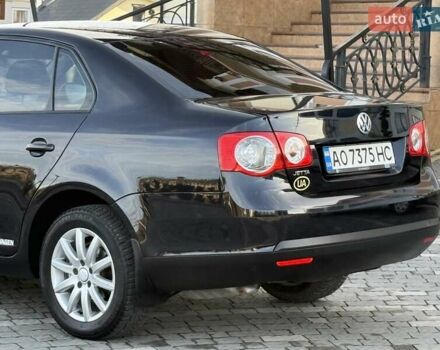 Чорний Фольксваген Джетта, об'ємом двигуна 1.6 л та пробігом 200 тис. км за 5650 $, фото 20 на Automoto.ua