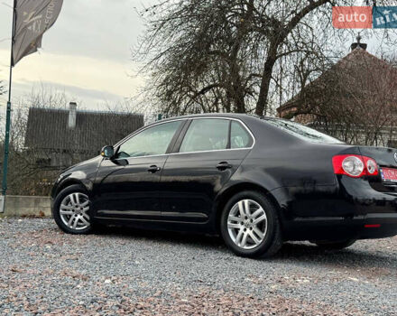 Чорний Фольксваген Джетта, об'ємом двигуна 1.6 л та пробігом 187 тис. км за 5350 $, фото 28 на Automoto.ua