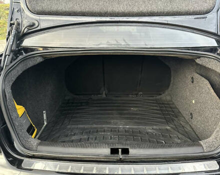 Чорний Фольксваген Джетта, об'ємом двигуна 1.6 л та пробігом 327 тис. км за 4400 $, фото 31 на Automoto.ua