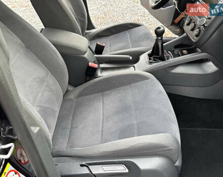 Чорний Фольксваген Джетта, об'ємом двигуна 1.6 л та пробігом 187 тис. км за 5350 $, фото 57 на Automoto.ua