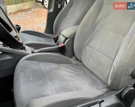 Чорний Фольксваген Джетта, об'ємом двигуна 1.6 л та пробігом 187 тис. км за 5350 $, фото 54 на Automoto.ua