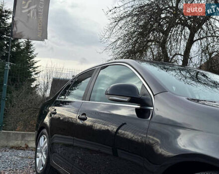 Чорний Фольксваген Джетта, об'ємом двигуна 1.6 л та пробігом 187 тис. км за 5350 $, фото 22 на Automoto.ua