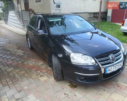 Черный Фольксваген Джетта, объемом двигателя 1.6 л и пробегом 200 тыс. км за 5650 $, фото 6 на Automoto.ua