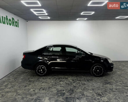 Черный Фольксваген Джетта, объемом двигателя 1.6 л и пробегом 143 тыс. км за 6500 $, фото 2 на Automoto.ua