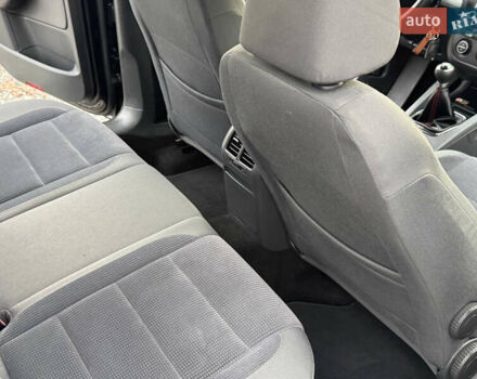 Чорний Фольксваген Джетта, об'ємом двигуна 1.6 л та пробігом 187 тис. км за 5350 $, фото 68 на Automoto.ua