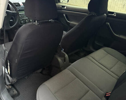 Чорний Фольксваген Джетта, об'ємом двигуна 1.6 л та пробігом 272 тис. км за 4300 $, фото 8 на Automoto.ua