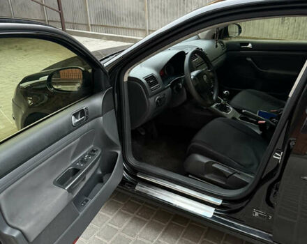 Чорний Фольксваген Джетта, об'ємом двигуна 1.6 л та пробігом 272 тис. км за 4300 $, фото 5 на Automoto.ua