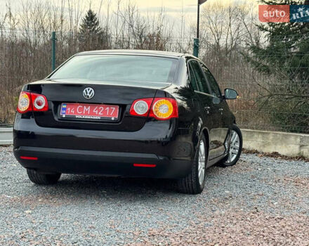 Чорний Фольксваген Джетта, об'ємом двигуна 1.6 л та пробігом 187 тис. км за 5350 $, фото 42 на Automoto.ua