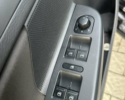 Чорний Фольксваген Джетта, об'ємом двигуна 1.6 л та пробігом 327 тис. км за 4400 $, фото 16 на Automoto.ua