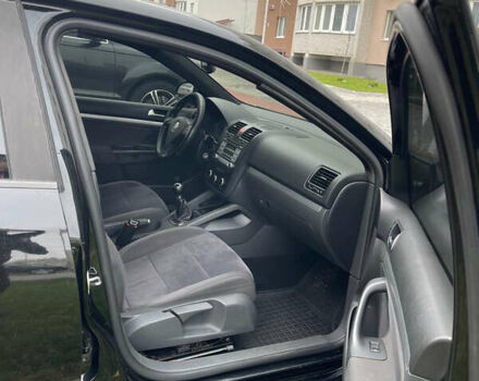 Чорний Фольксваген Джетта, об'ємом двигуна 2.48 л та пробігом 303 тис. км за 4650 $, фото 3 на Automoto.ua