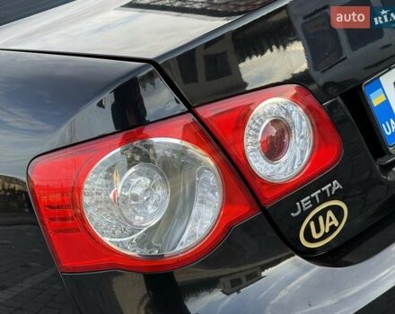 Чорний Фольксваген Джетта, об'ємом двигуна 1.6 л та пробігом 200 тис. км за 5650 $, фото 23 на Automoto.ua