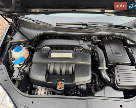 Чорний Фольксваген Джетта, об'ємом двигуна 1.6 л та пробігом 187 тис. км за 5350 $, фото 74 на Automoto.ua