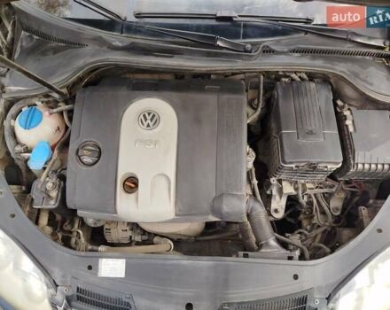 Черный Фольксваген Джетта, объемом двигателя 1.6 л и пробегом 151 тыс. км за 5200 $, фото 4 на Automoto.ua