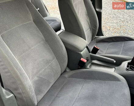 Чорний Фольксваген Джетта, об'ємом двигуна 1.6 л та пробігом 187 тис. км за 5350 $, фото 59 на Automoto.ua