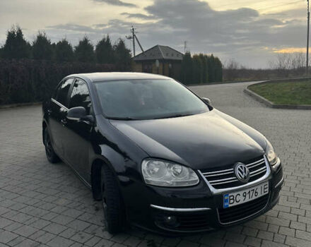Чорний Фольксваген Джетта, об'ємом двигуна 1.6 л та пробігом 327 тис. км за 4400 $, фото 5 на Automoto.ua