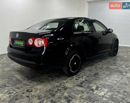 Черный Фольксваген Джетта, объемом двигателя 1.6 л и пробегом 143 тыс. км за 6500 $, фото 3 на Automoto.ua