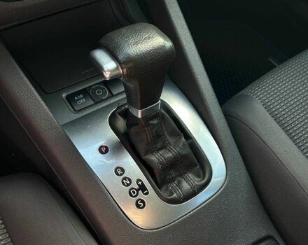 Чорний Фольксваген Джетта, об'ємом двигуна 1.6 л та пробігом 245 тис. км за 7200 $, фото 16 на Automoto.ua