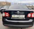 Черный Фольксваген Джетта, объемом двигателя 1.6 л и пробегом 340 тыс. км за 3500 $, фото 1 на Automoto.ua