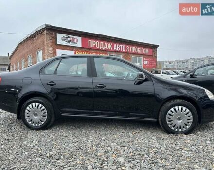 Черный Фольксваген Джетта, объемом двигателя 1.6 л и пробегом 251 тыс. км за 6200 $, фото 6 на Automoto.ua