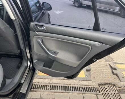 Черный Фольксваген Джетта, объемом двигателя 1.6 л и пробегом 340 тыс. км за 3500 $, фото 18 на Automoto.ua