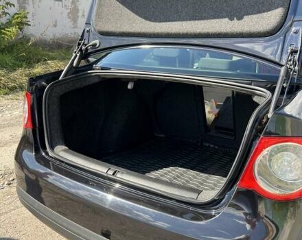 Черный Фольксваген Джетта, объемом двигателя 1.39 л и пробегом 204 тыс. км за 6200 $, фото 44 на Automoto.ua