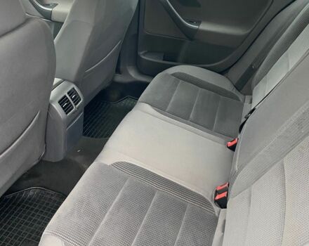 Черный Фольксваген Джетта, объемом двигателя 1.4 л и пробегом 220 тыс. км за 5000 $, фото 7 на Automoto.ua