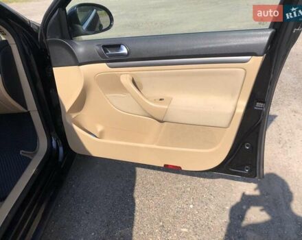 Чорний Фольксваген Джетта, об'ємом двигуна 1.39 л та пробігом 157 тис. км за 5300 $, фото 6 на Automoto.ua