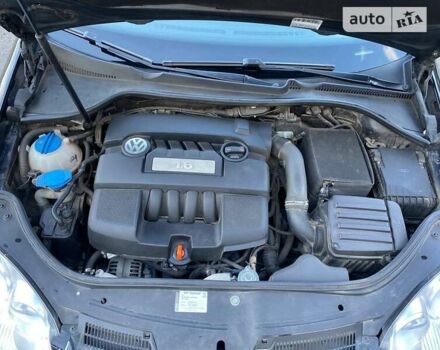 Черный Фольксваген Джетта, объемом двигателя 1.6 л и пробегом 213 тыс. км за 5900 $, фото 25 на Automoto.ua