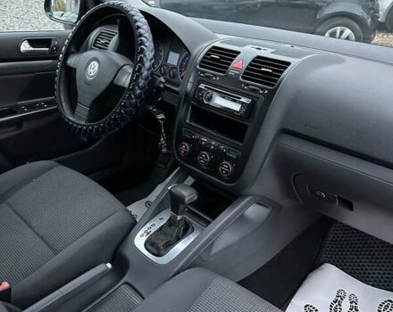 Черный Фольксваген Джетта, объемом двигателя 1.6 л и пробегом 251 тыс. км за 6200 $, фото 19 на Automoto.ua