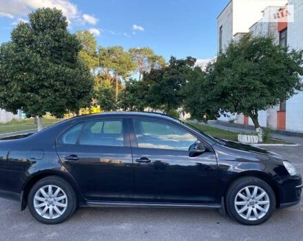 Черный Фольксваген Джетта, объемом двигателя 1.6 л и пробегом 213 тыс. км за 5900 $, фото 5 на Automoto.ua