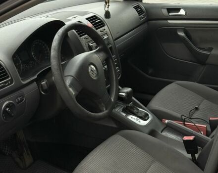 Чорний Фольксваген Джетта, об'ємом двигуна 1.6 л та пробігом 251 тис. км за 4700 $, фото 3 на Automoto.ua