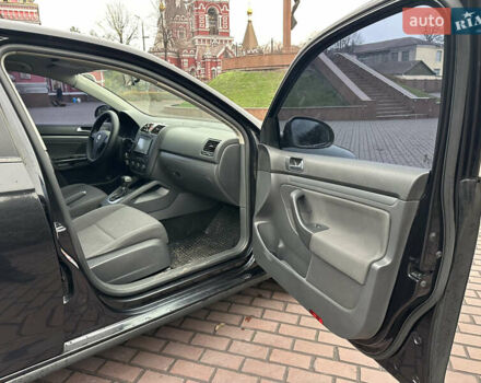 Черный Фольксваген Джетта, объемом двигателя 1.9 л и пробегом 296 тыс. км за 6999 $, фото 25 на Automoto.ua