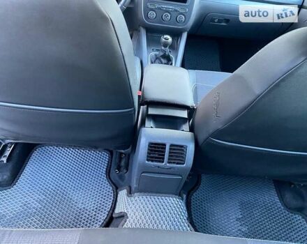 Черный Фольксваген Джетта, объемом двигателя 1.6 л и пробегом 213 тыс. км за 5900 $, фото 15 на Automoto.ua