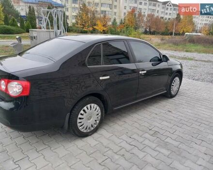 Черный Фольксваген Джетта, объемом двигателя 1.6 л и пробегом 277 тыс. км за 6500 $, фото 7 на Automoto.ua