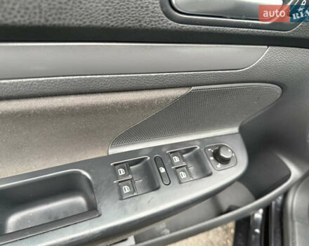 Чорний Фольксваген Джетта, об'ємом двигуна 1.6 л та пробігом 273 тис. км за 6500 $, фото 6 на Automoto.ua