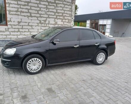 Черный Фольксваген Джетта, объемом двигателя 1.6 л и пробегом 277 тыс. км за 6500 $, фото 2 на Automoto.ua