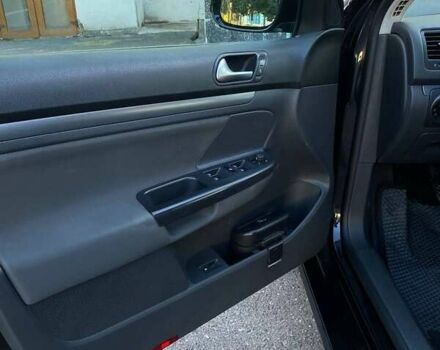 Черный Фольксваген Джетта, объемом двигателя 1.6 л и пробегом 213 тыс. км за 5900 $, фото 1 на Automoto.ua