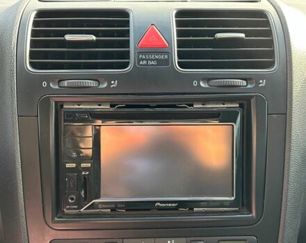 Чорний Фольксваген Джетта, об'ємом двигуна 1.6 л та пробігом 245 тис. км за 7200 $, фото 10 на Automoto.ua