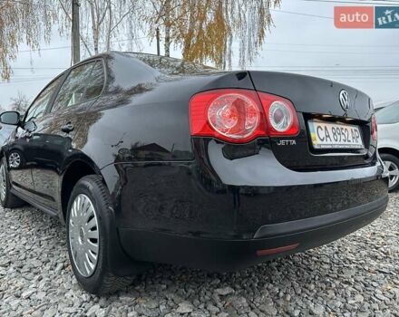 Черный Фольксваген Джетта, объемом двигателя 1.6 л и пробегом 251 тыс. км за 6200 $, фото 2 на Automoto.ua