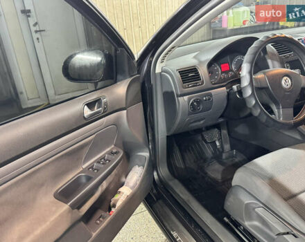 Черный Фольксваген Джетта, объемом двигателя 1.6 л и пробегом 257 тыс. км за 5600 $, фото 15 на Automoto.ua